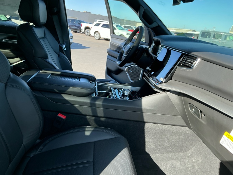 2026 Jeep Grand Wagoneer L