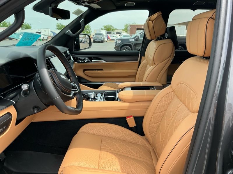 2026 Jeep Grand Wagoneer L