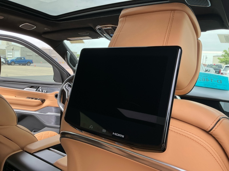 2026 Jeep Grand Wagoneer L