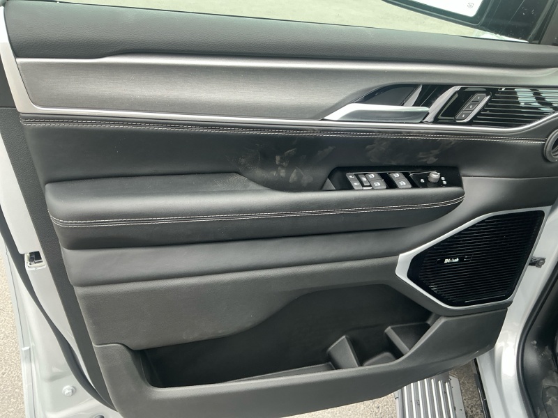 2026 Jeep Grand Wagoneer L