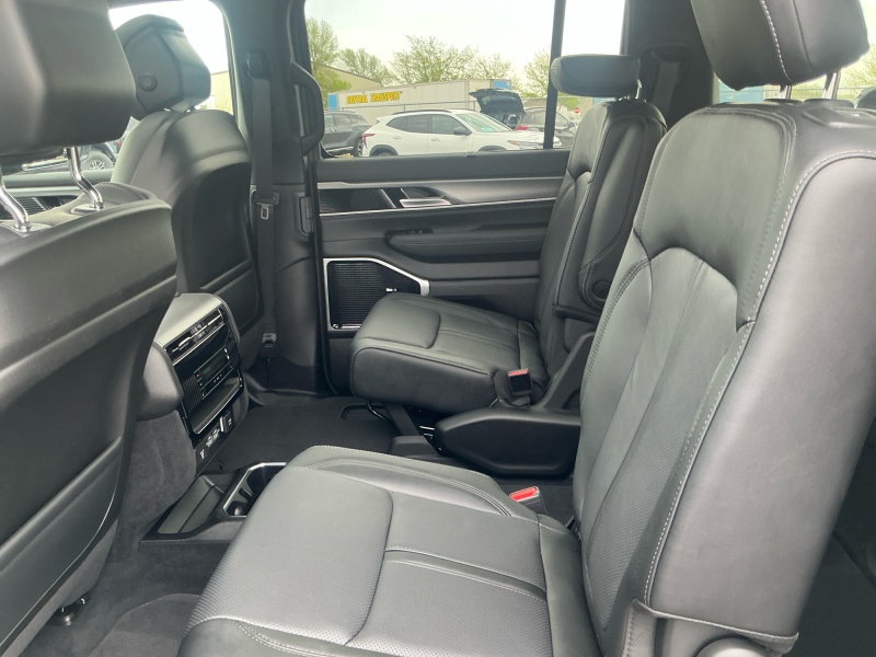 2026 Jeep Grand Wagoneer L