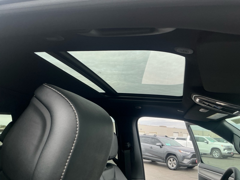2026 Jeep Grand Wagoneer L