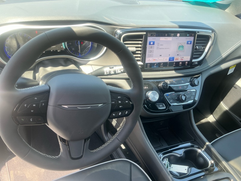 2027 Chrysler Pacifica
