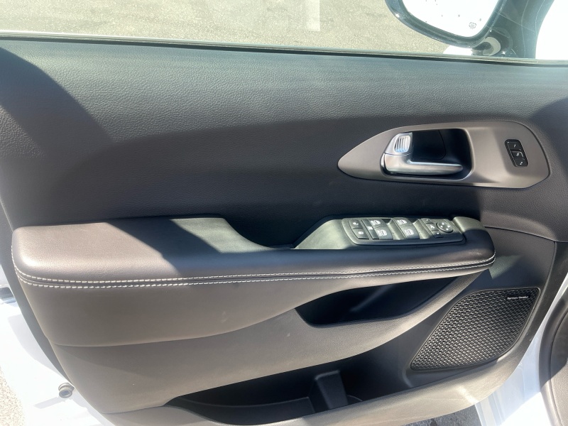 2027 Chrysler Pacifica