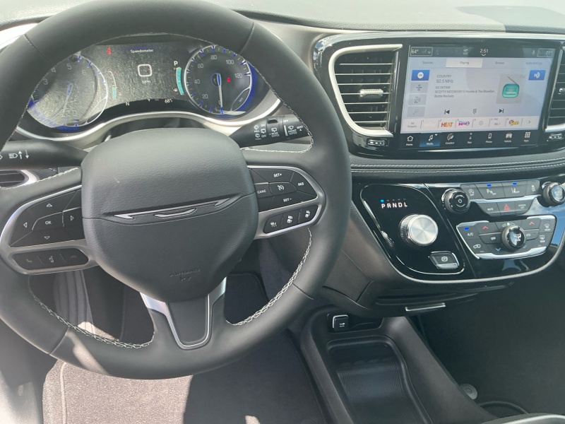 2027 Chrysler Pacifica