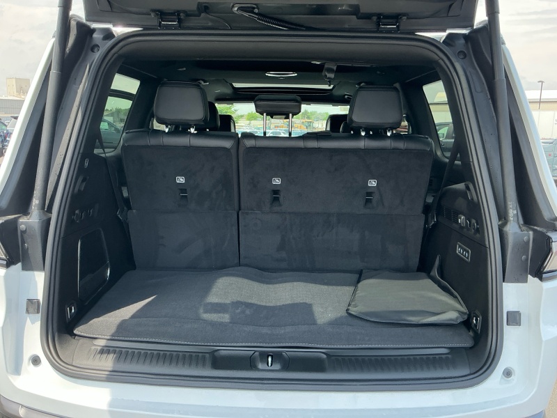 2026 Jeep Grand Wagoneer