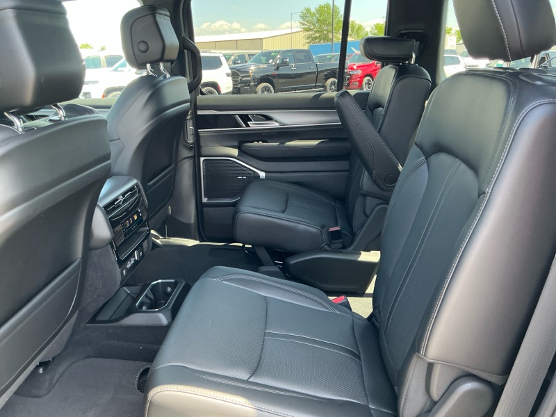 2026 Jeep Grand Wagoneer