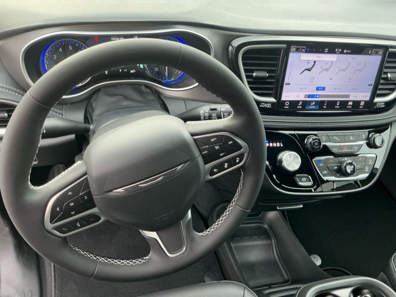 2027 Chrysler Pacifica