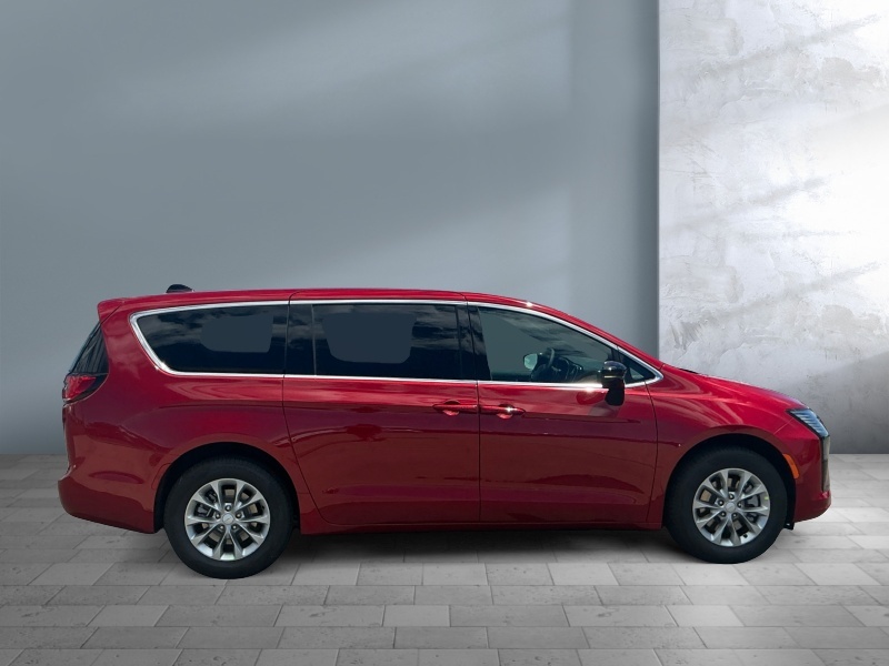 2027 Chrysler Pacifica