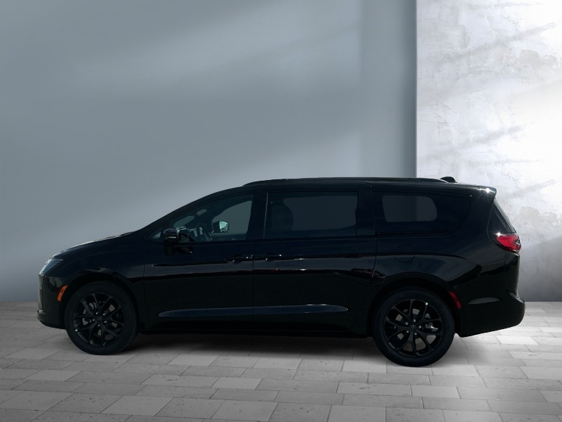 2027 Chrysler Pacifica