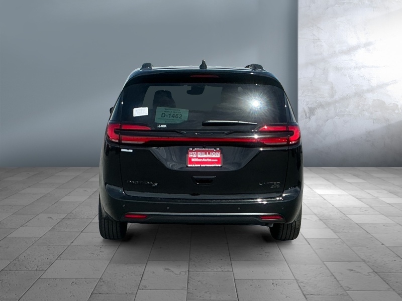 2027 Chrysler Pacifica