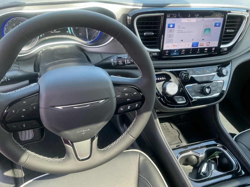 2027 Chrysler Pacifica