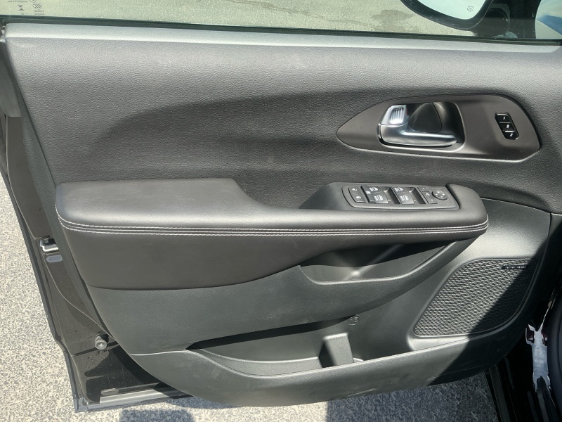 2027 Chrysler Pacifica
