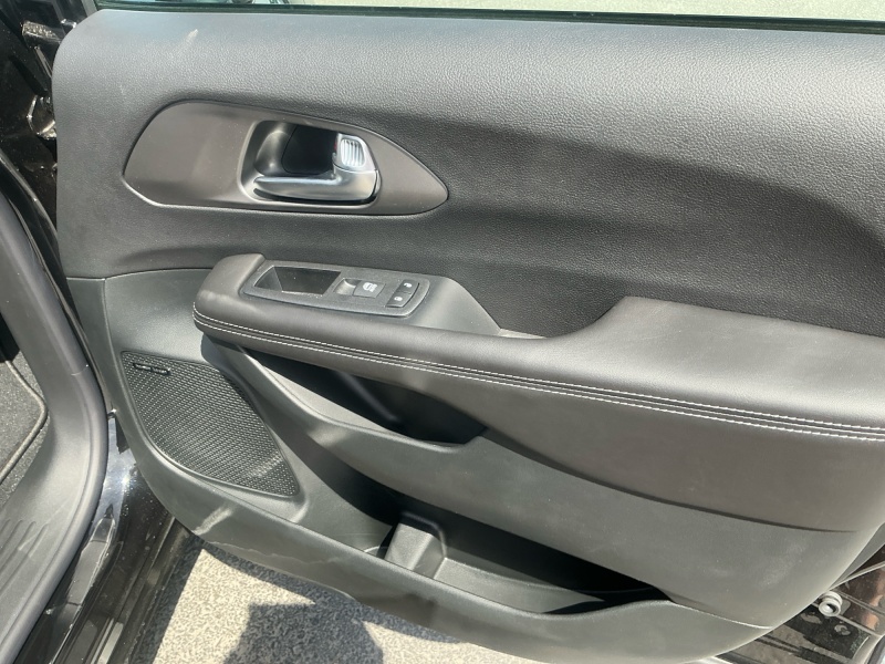 2027 Chrysler Pacifica