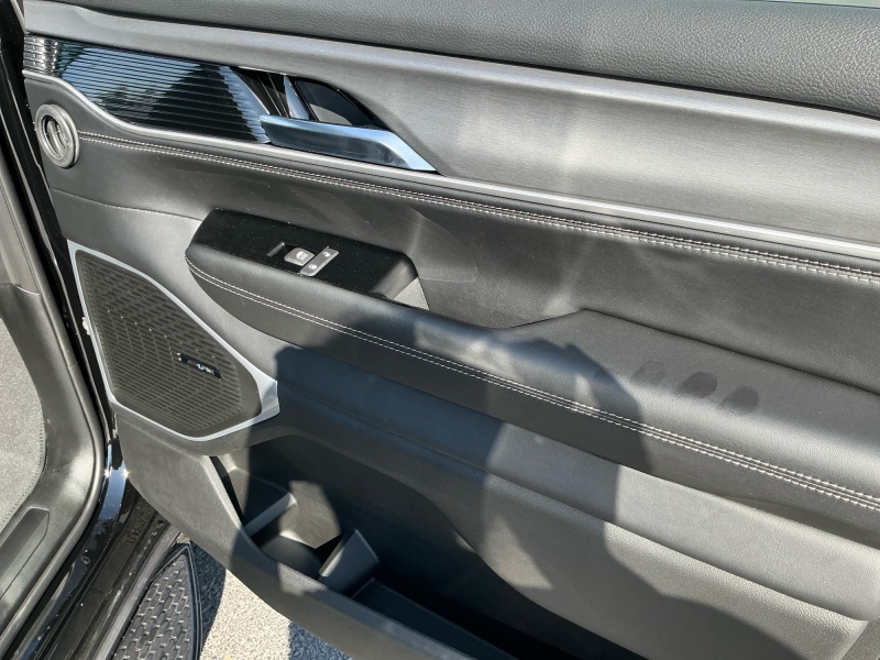 2026 Jeep Grand Wagoneer