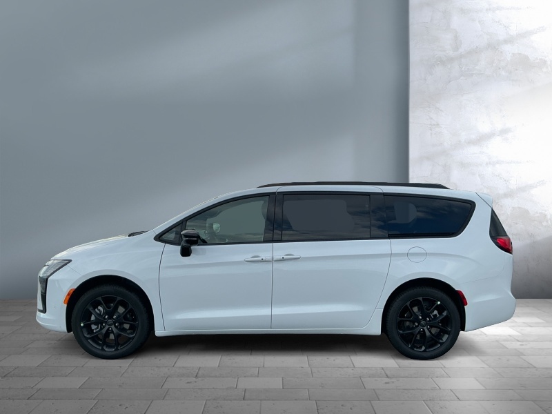 2027 Chrysler Pacifica