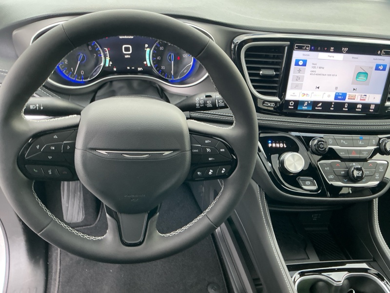 2027 Chrysler Pacifica