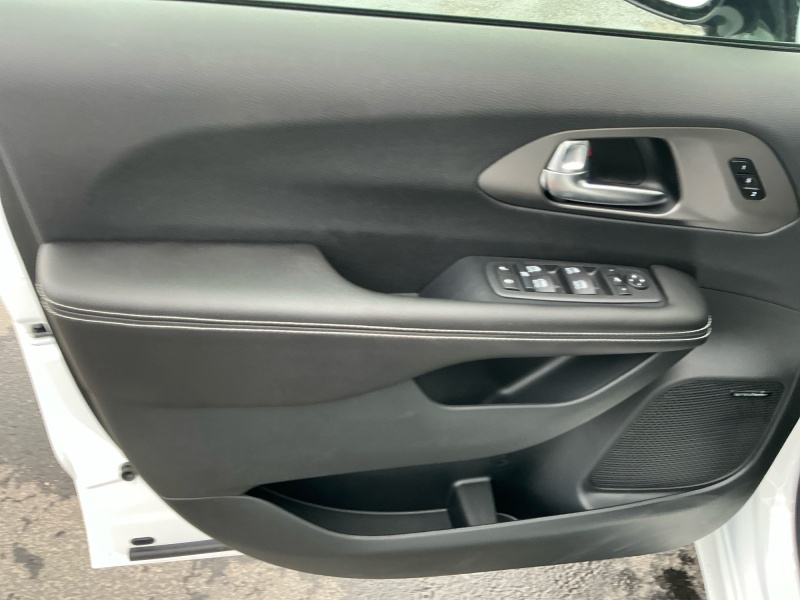 2027 Chrysler Pacifica