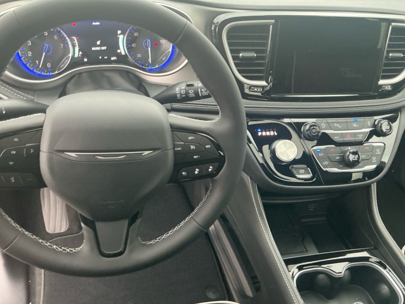 2027 Chrysler Pacifica