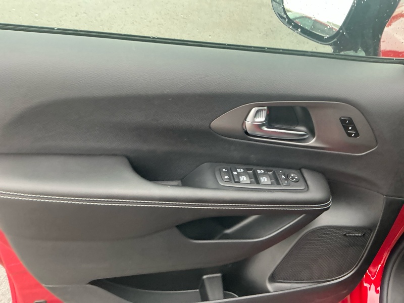 2027 Chrysler Pacifica