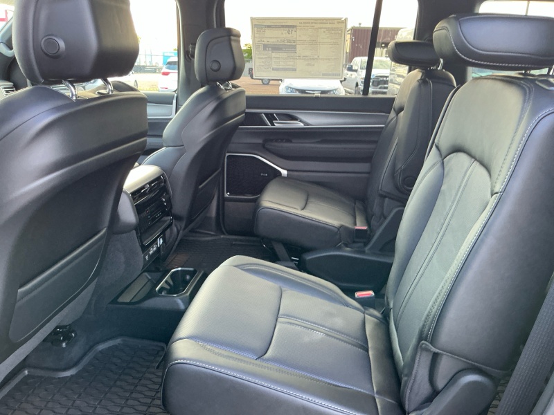 2026 Jeep Grand Wagoneer