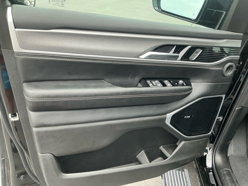 2026 Jeep Grand Wagoneer