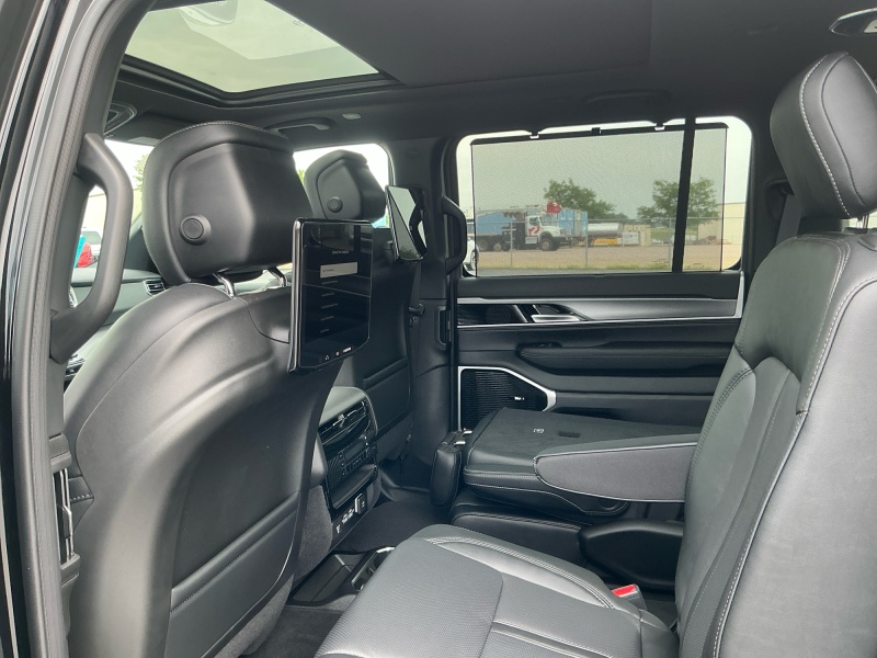 2026 Jeep Grand Wagoneer