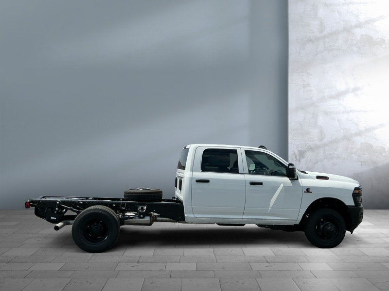 2026 Ram 3500 Chassis Cab