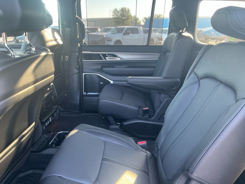 2026 Jeep Grand Wagoneer