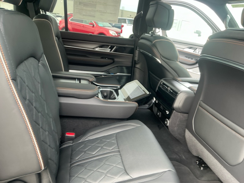 2026 Jeep Grand Wagoneer