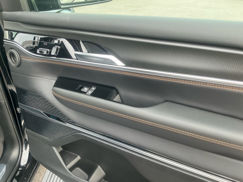 2026 Jeep Grand Wagoneer