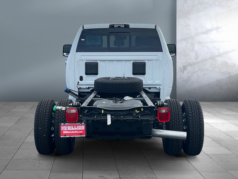 2026 Ram 3500 Chassis Cab