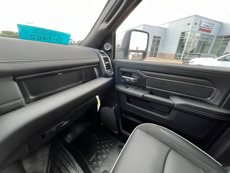 2026 Ram 3500 Chassis Cab