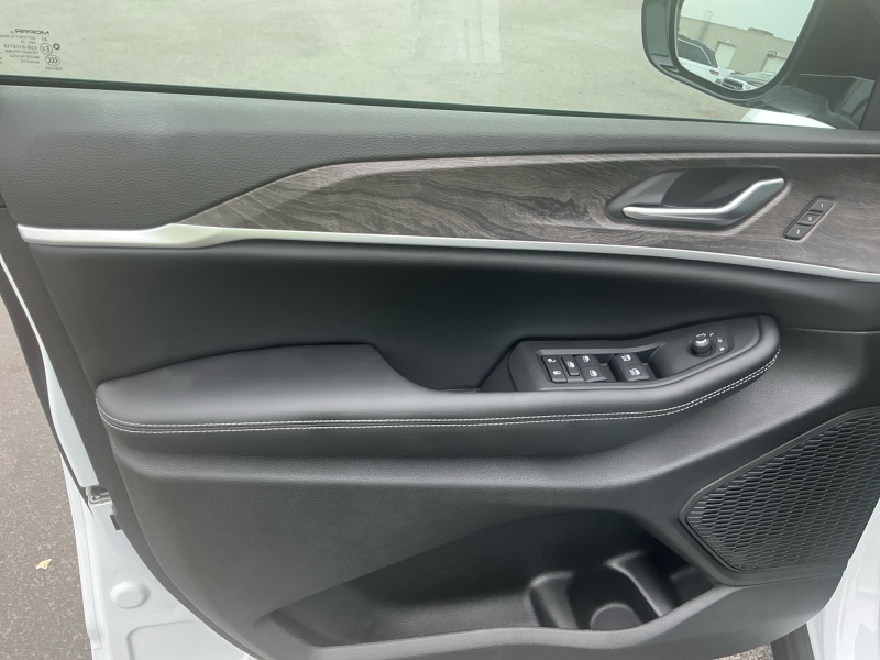2026 Jeep Grand Cherokee L