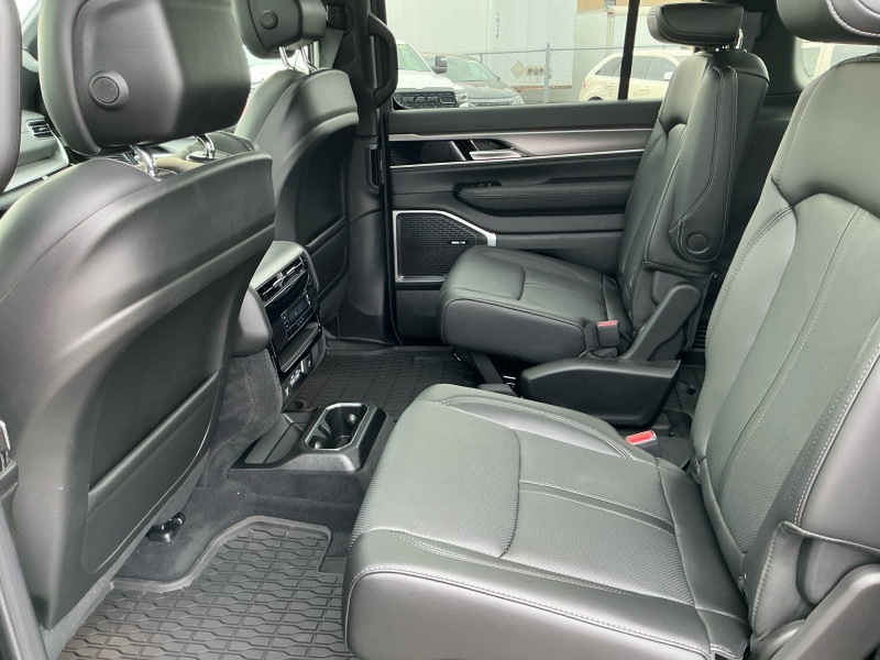 2026 Jeep Grand Wagoneer