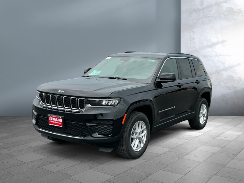 New 2026 Jeep Grand Cherokee Laredo SUVs