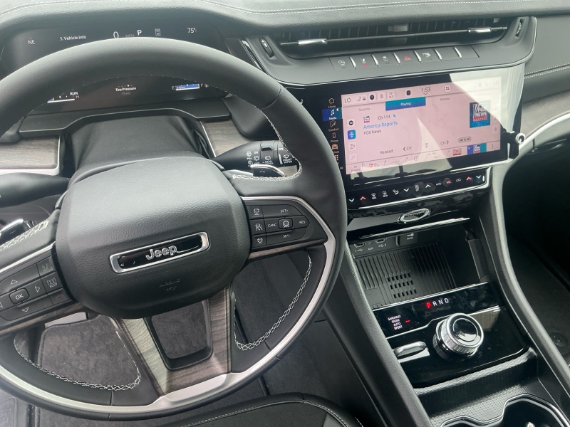 2027 Jeep Grand Cherokee L