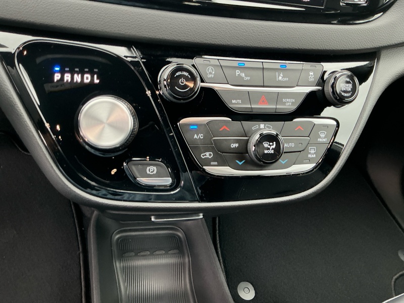 2027 Chrysler Pacifica