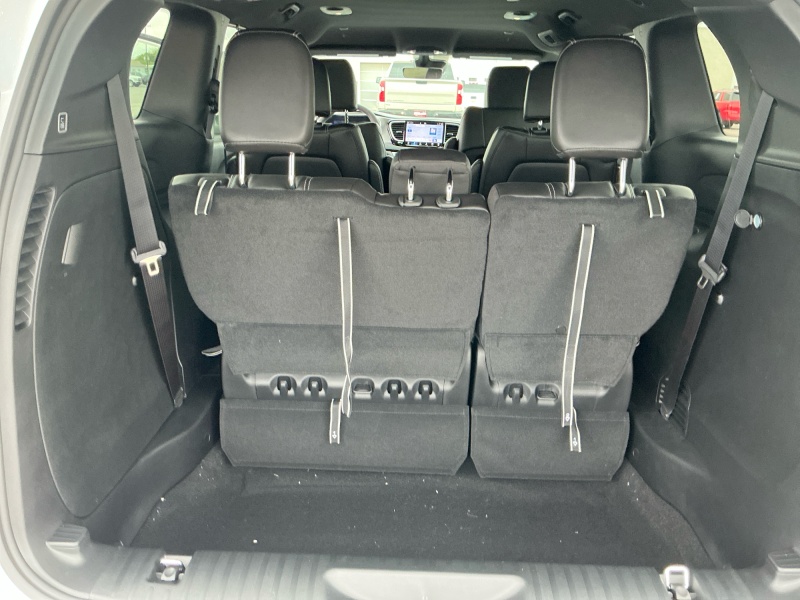 2027 Chrysler Pacifica