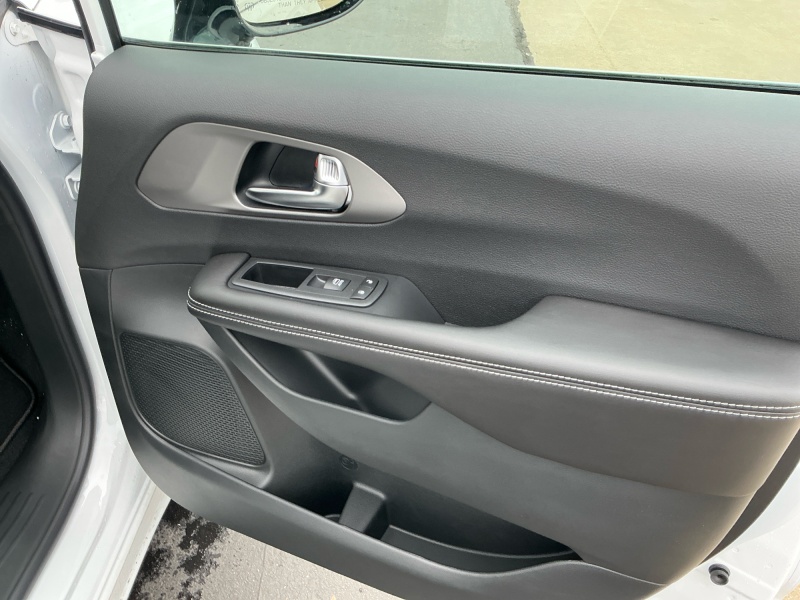 2027 Chrysler Pacifica