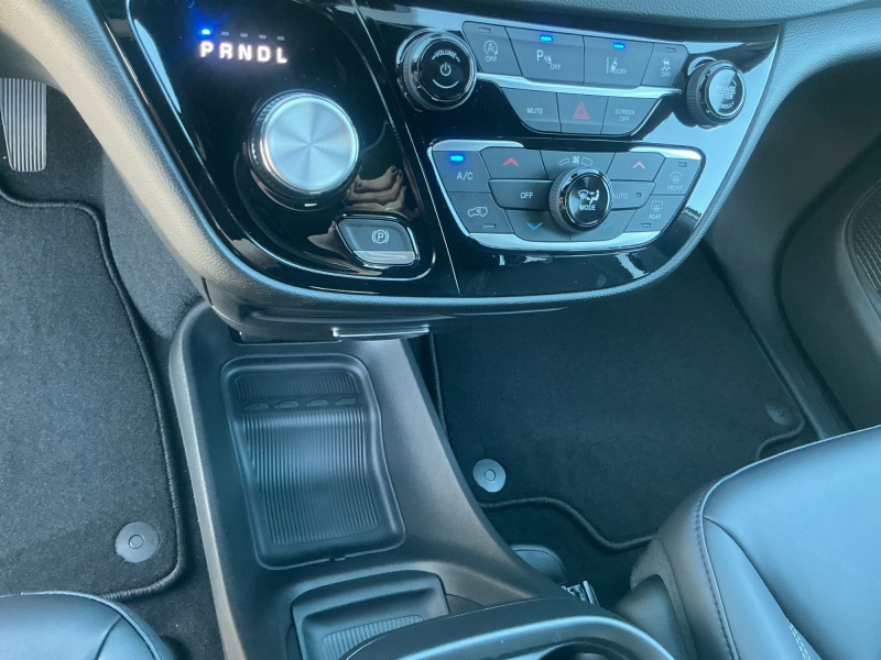 2027 Chrysler Pacifica