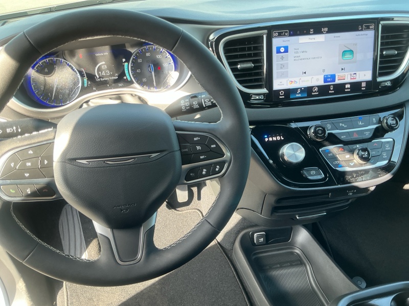 2027 Chrysler Pacifica