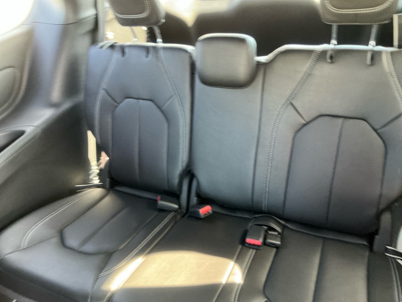 2027 Chrysler Pacifica