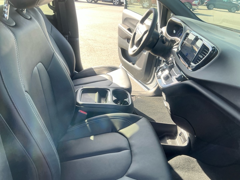 2027 Chrysler Pacifica