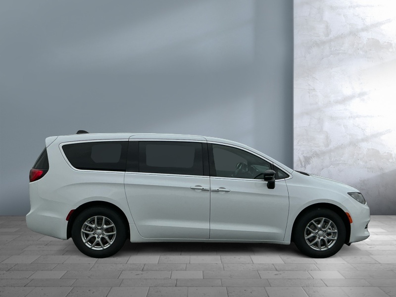 2027 Chrysler Pacifica