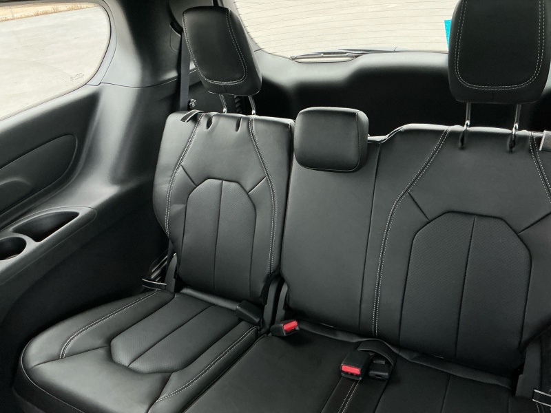 2027 Chrysler Pacifica