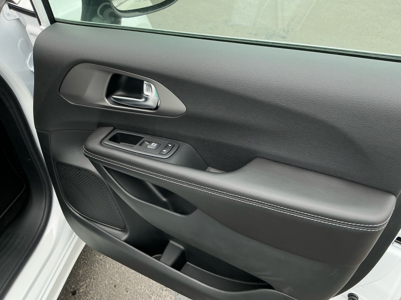 2027 Chrysler Pacifica