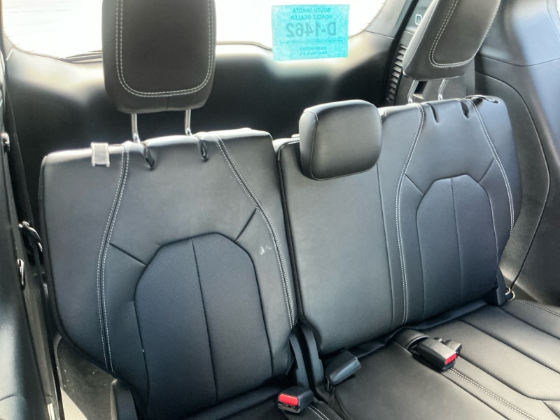 2027 Chrysler Pacifica