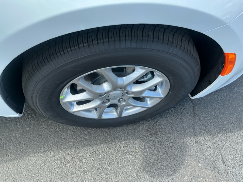 2027 Chrysler Pacifica