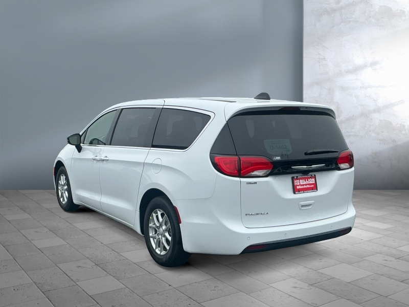 2027 Chrysler Pacifica